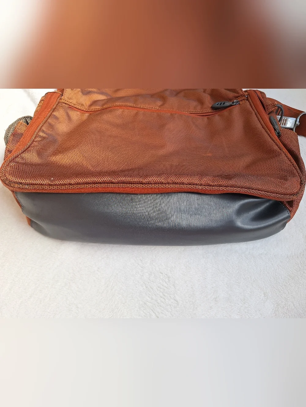 Tumi T-Tech Laptop Messenger Bag - Orange Flame Ballistic Nylon Used